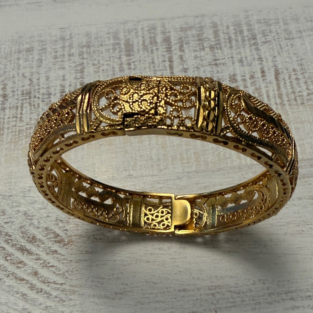 GG Collection Intricate Gold Bracelet